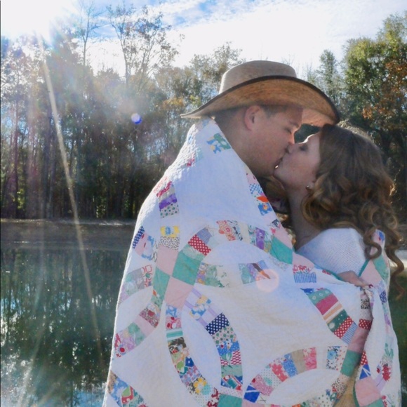 Meet your Posher, Sarah - Picture 1 of 1